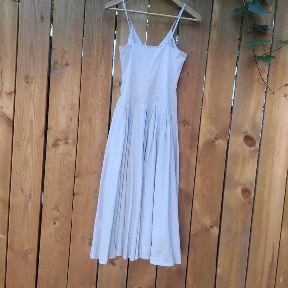 CLEARANCE XS H&M Sky Blue Dress with Circle Skirt - Picture 3 of 6
